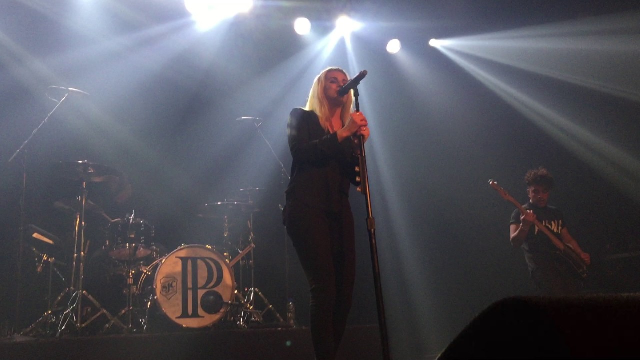 PVRIS - Holy - Live in Amsterdam 10/05/17