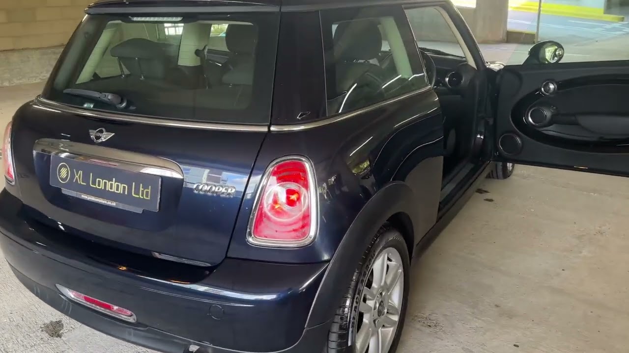 Excellent low mileage Mini Cooper Automatic with a great service history