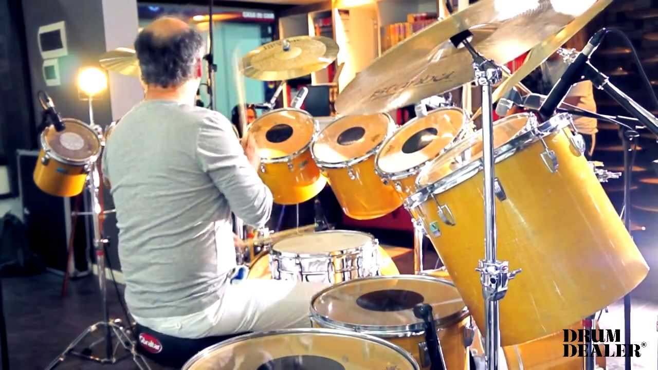Homenaje a Gabriel Parra por Juan Pablo Bosco en Drumdealer Chile