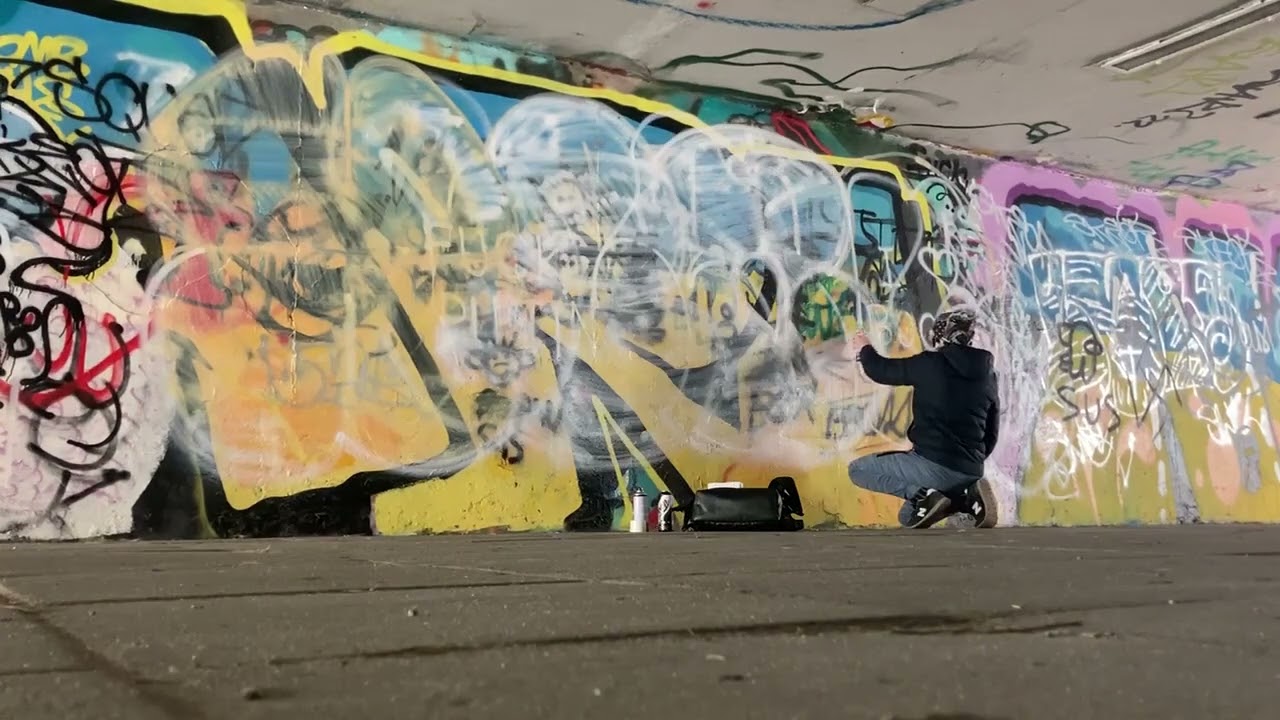 Graffiti Trip in Vilnius, Lithuania | Pieces ,Trow-Ups, Tagging |