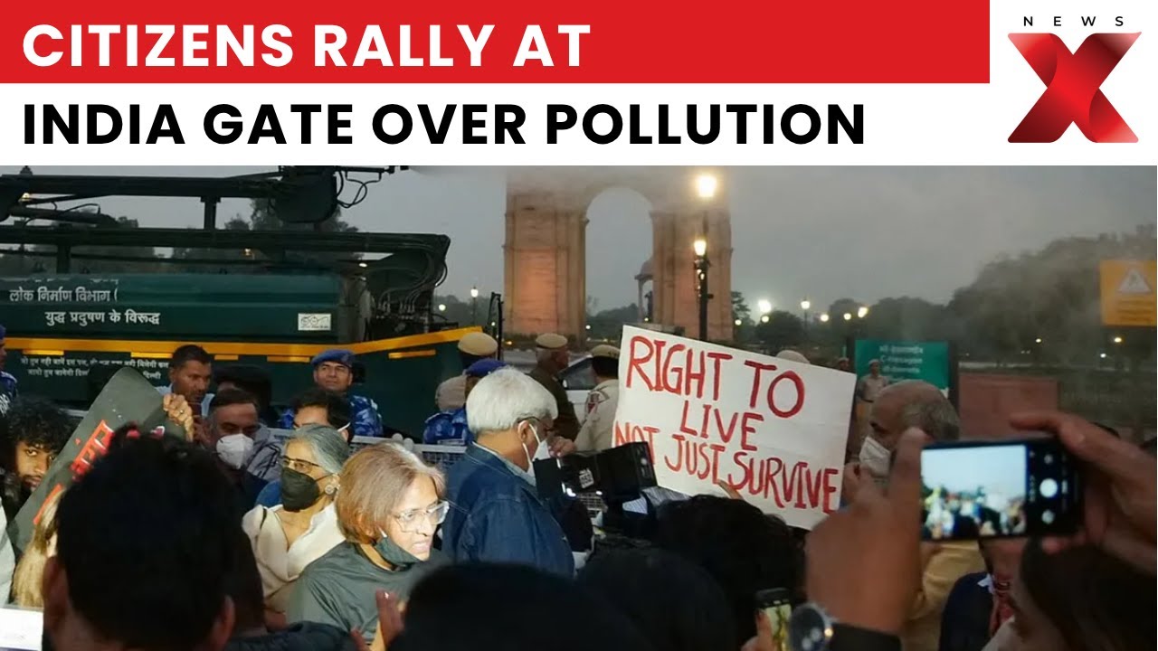 Delhi Residents Protest at India Gate Demanding Government Action on Air Pollution Crisis