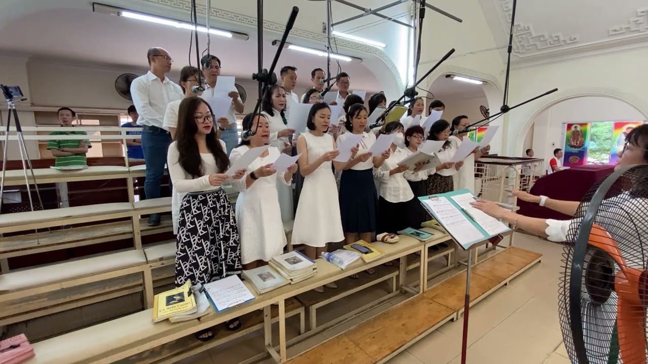 TÌNH CHÚA YÊU CON  - Tg:  Giang Tâm