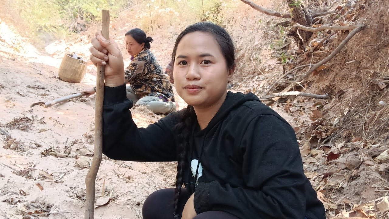 แนมน้อย สาวลาว  กำลังถ่ายทอดสด! ไลฟ์สดในรอบ3เดือน😄