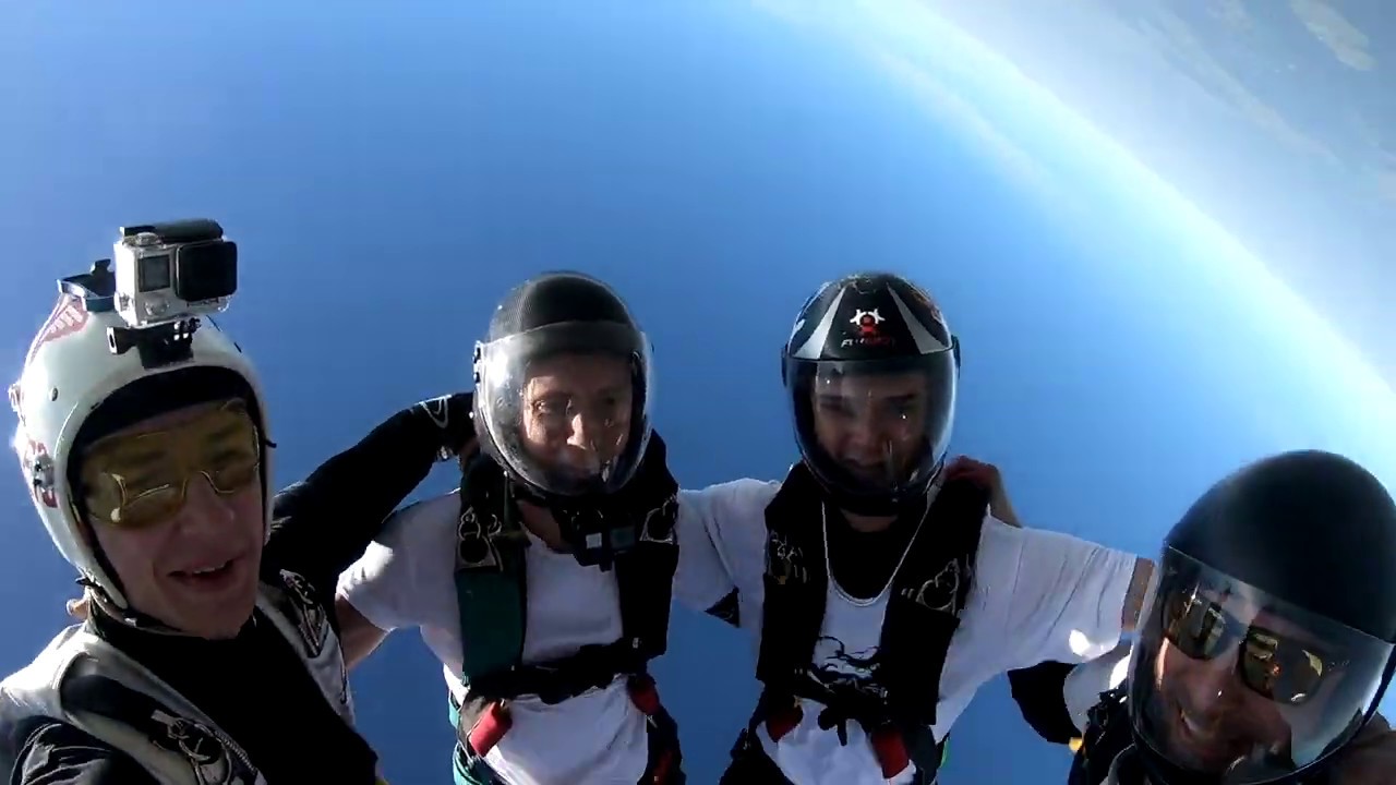 Flyspot Sunday Skydiving