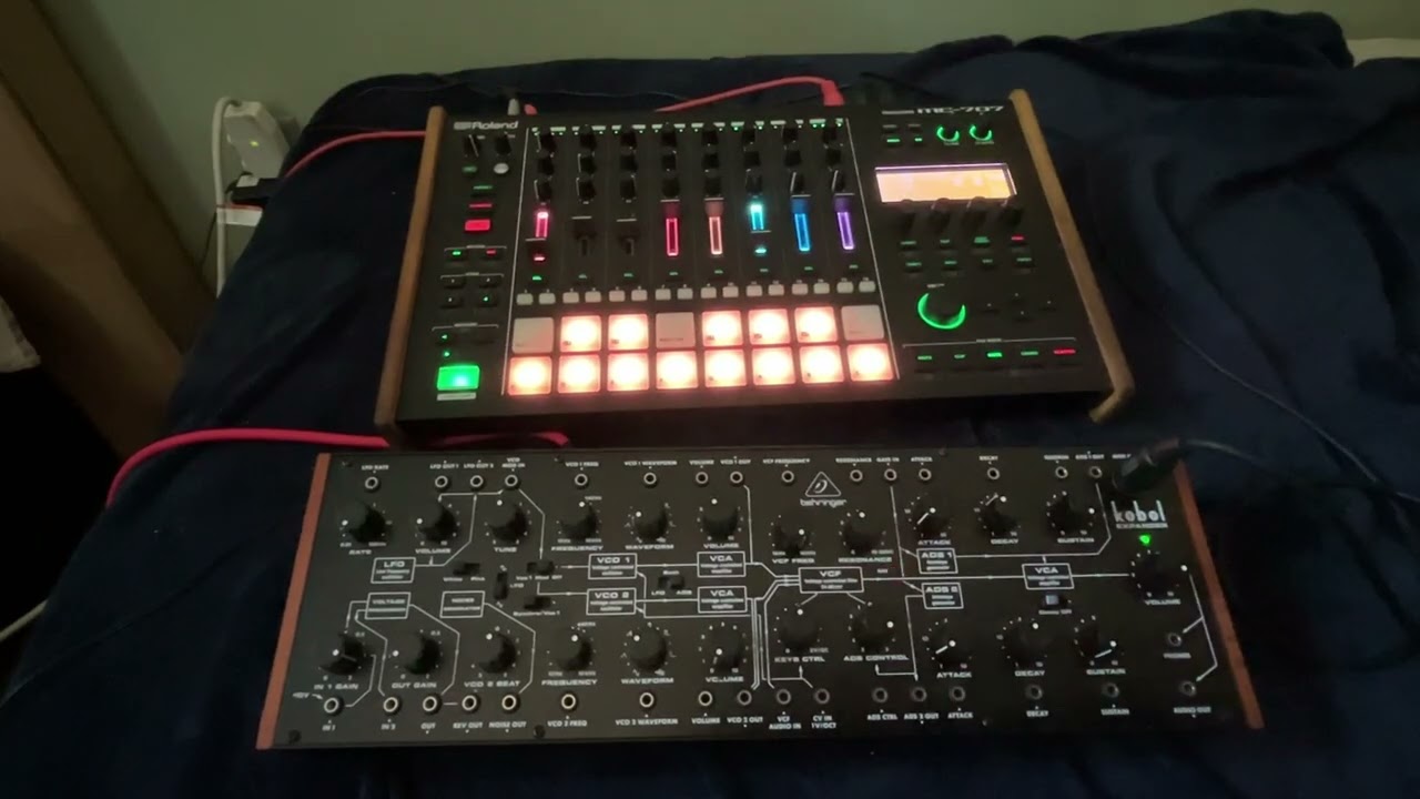 Behringer Kobol, Monster Industrial Mono Bass