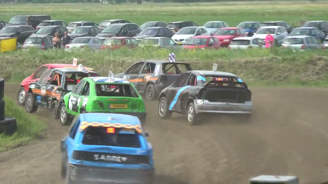 Standaard klasse heat 2 Pinkstermaandag 2024 - NAC Autocross Kollum - RaRaRacing