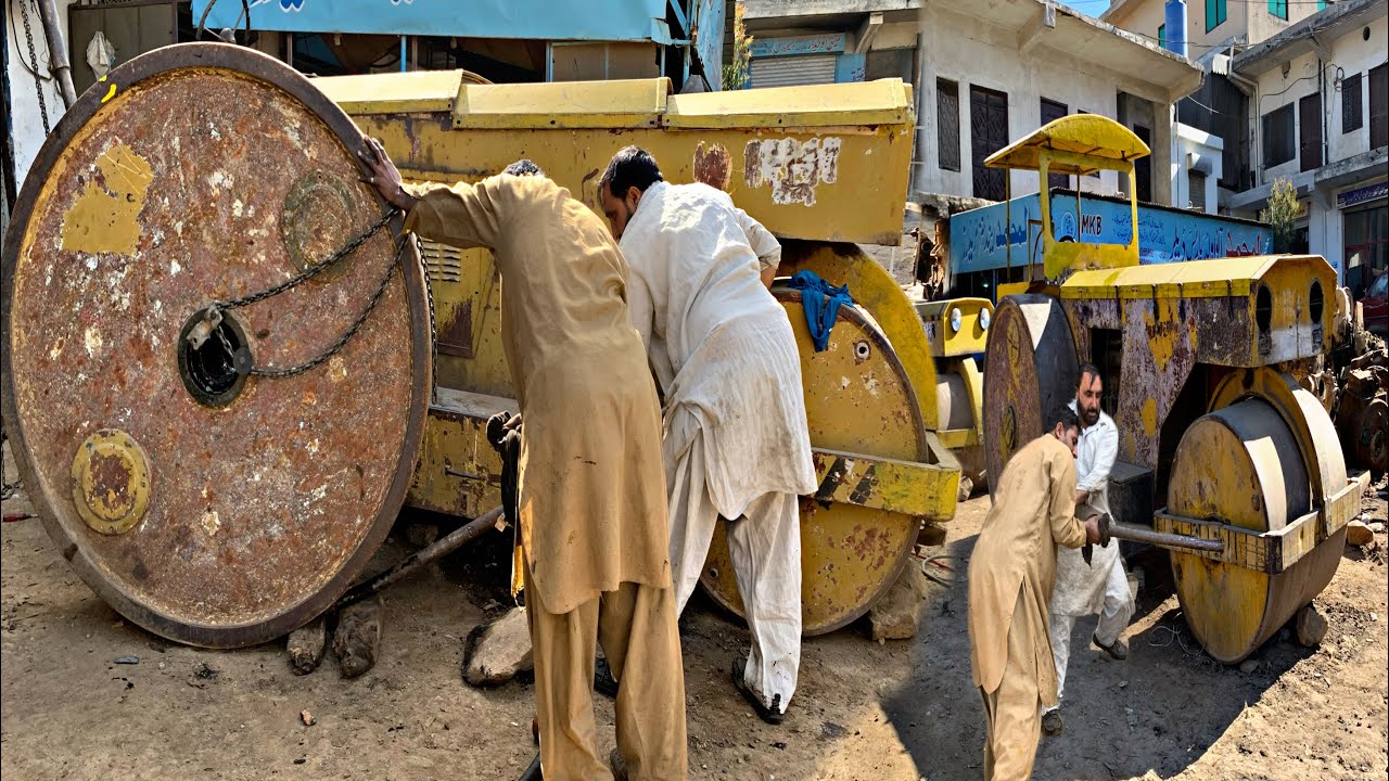 A Scrap China Shazur Road Roller That Has Been Expertly Refurbished And Made To Run.
