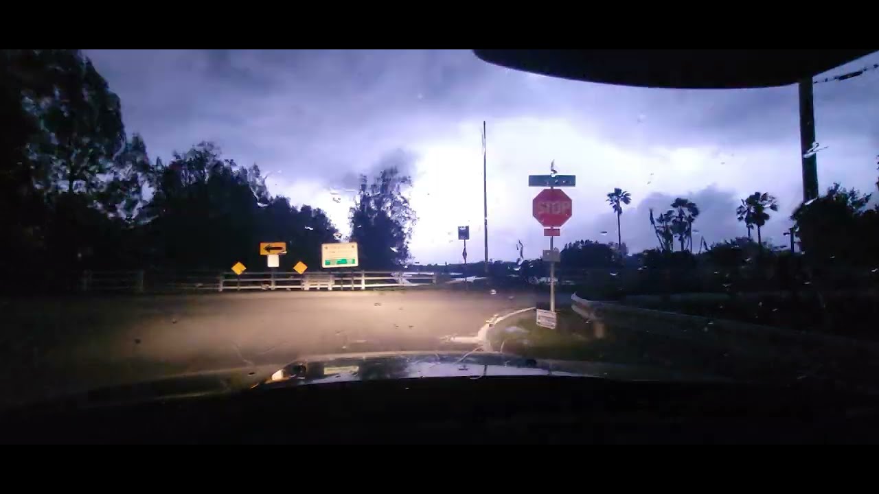 Driving into the heart of a Florida THUNDER STORM 4k