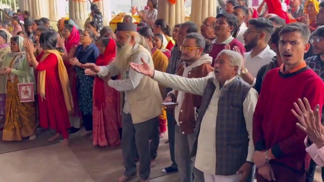 फागुन के रंगों में Govind Dev Ji | होली स्पेशल फागुन भजन | Govind Ka Raj 🙏🥰