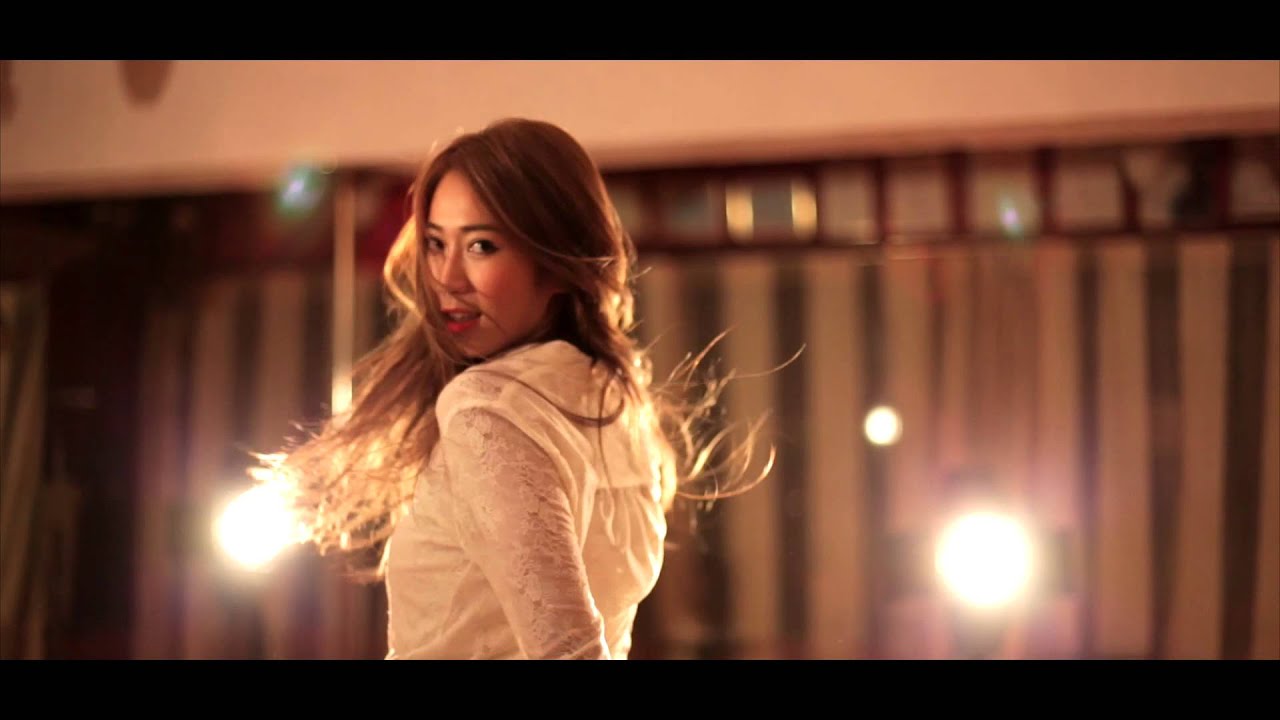 Super Girls《鎂光燈下 - Flash On》Studio Version  【HD 1080 超高清】