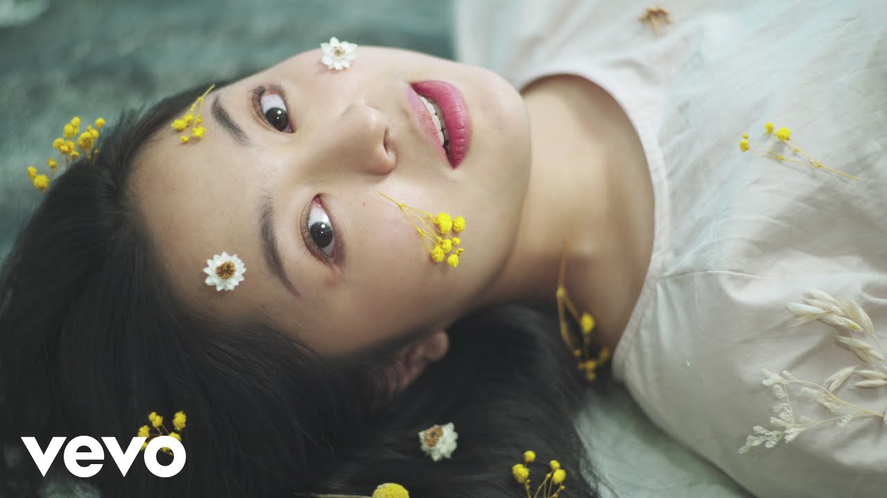 Bernadya - Apa Mungkin (Official Music Video)