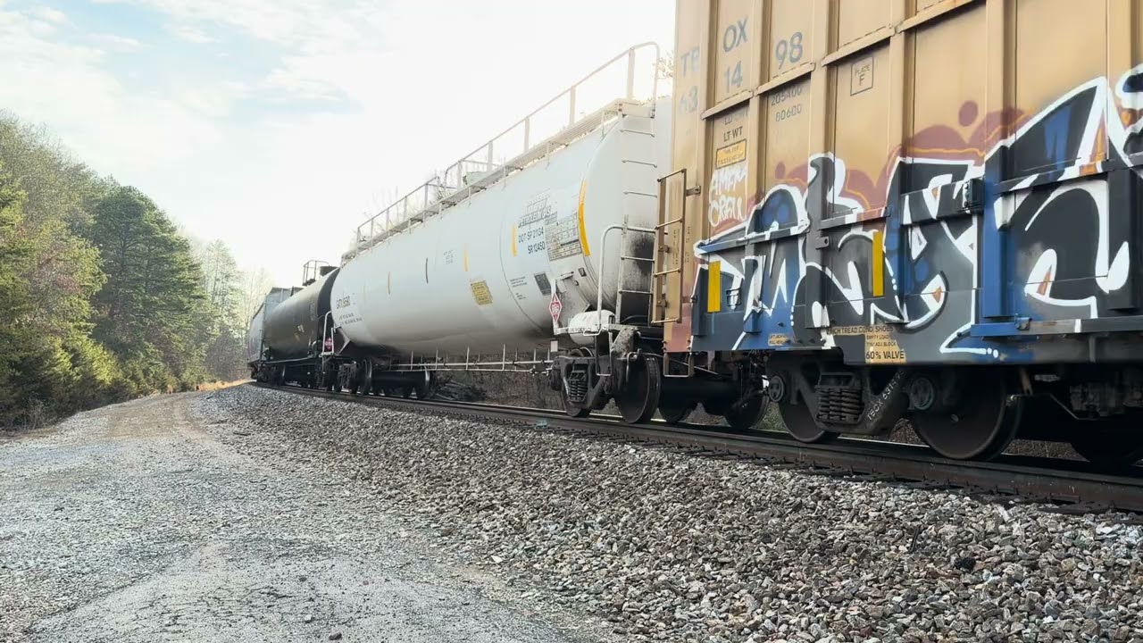 WB NS 15t leads Lehigh valley heritage unit 8104 4510 ac44c6m trailing and 4242 ac44c6m dpu alright 