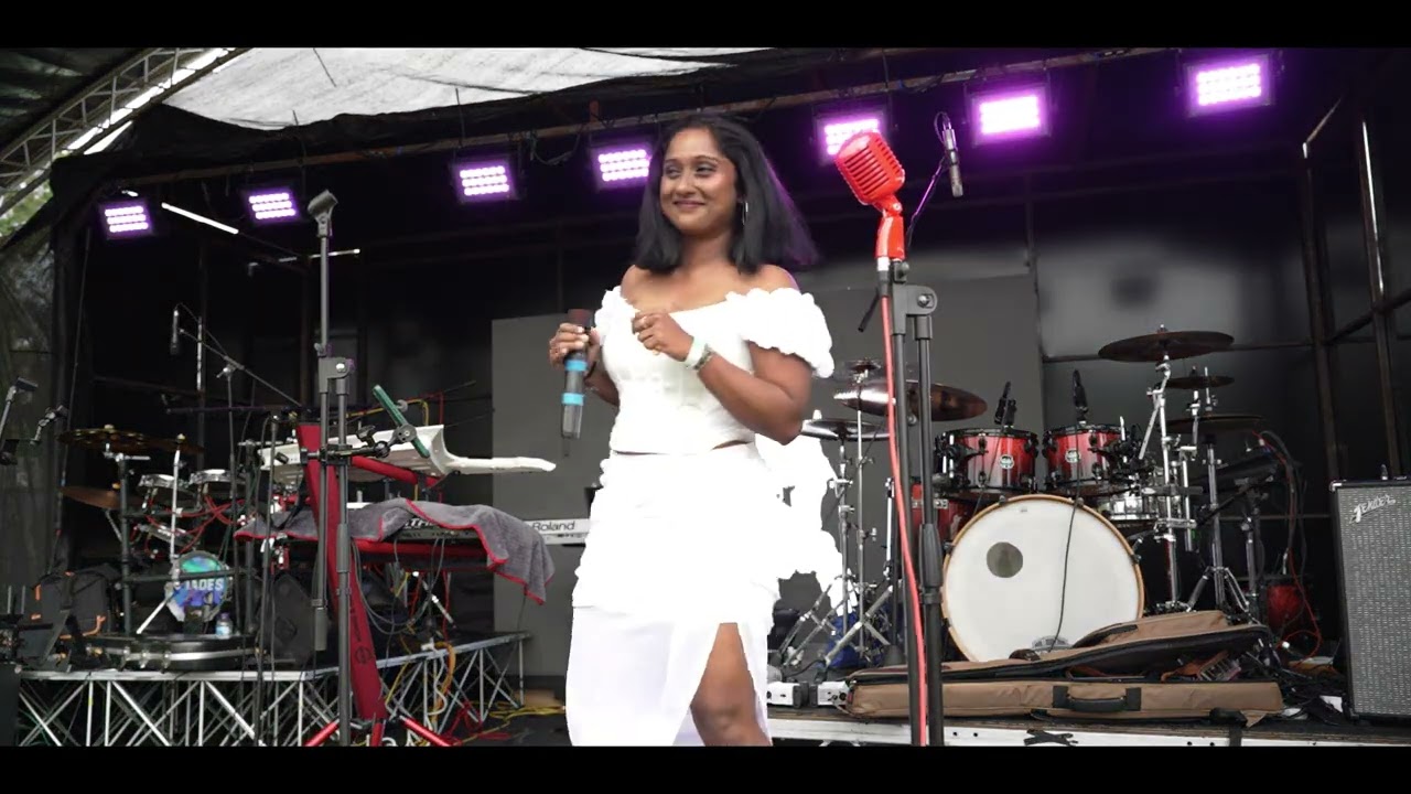 Cielda Pereira with her Melodic songs with a musical quality