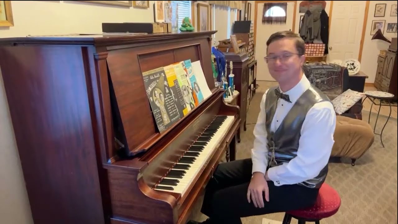 Adam Swanson LIVE (“Musicals and Movies”)