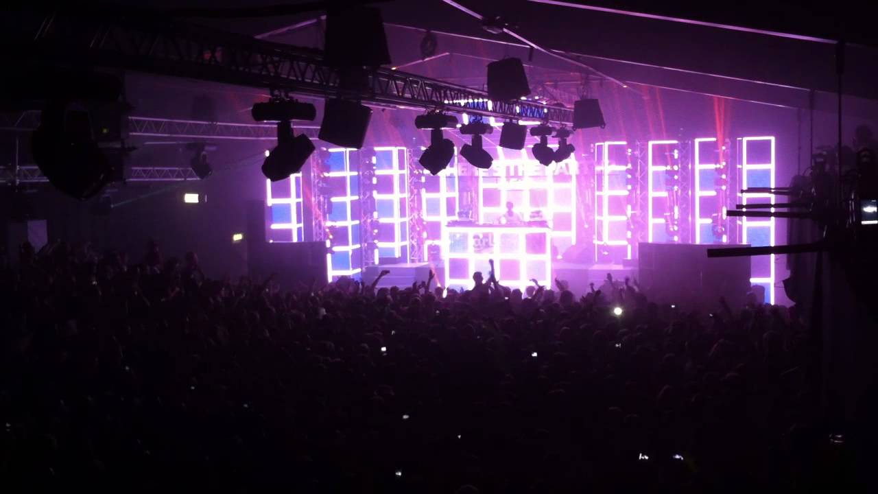 Axwell @ Ladan 'Swedish House Mafia & Knife Party - Antidote'