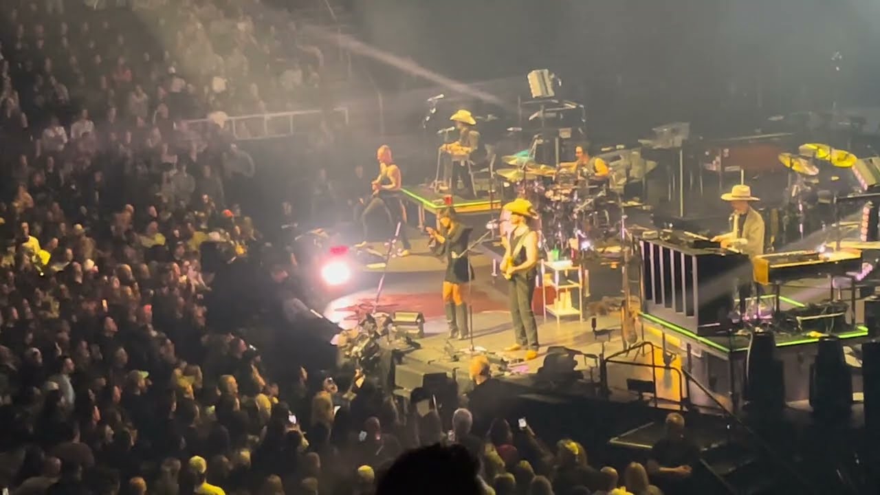 Ella Langley - Dandelion (Live) - MVP Arena, Albany, NY - 2/14/26