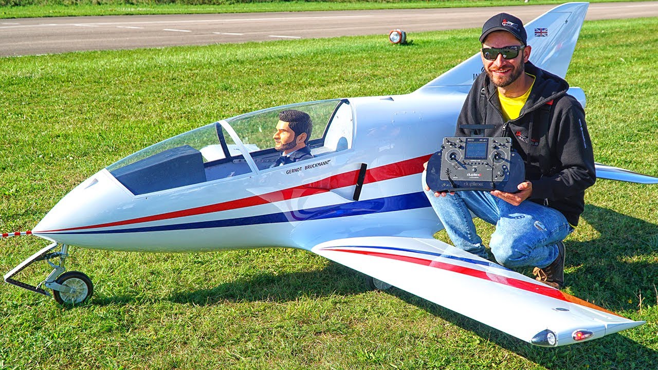 GIANT BD-5J RC TURBINE JET IN SCALE 1:1,5! GERNOT BRUCKMANN