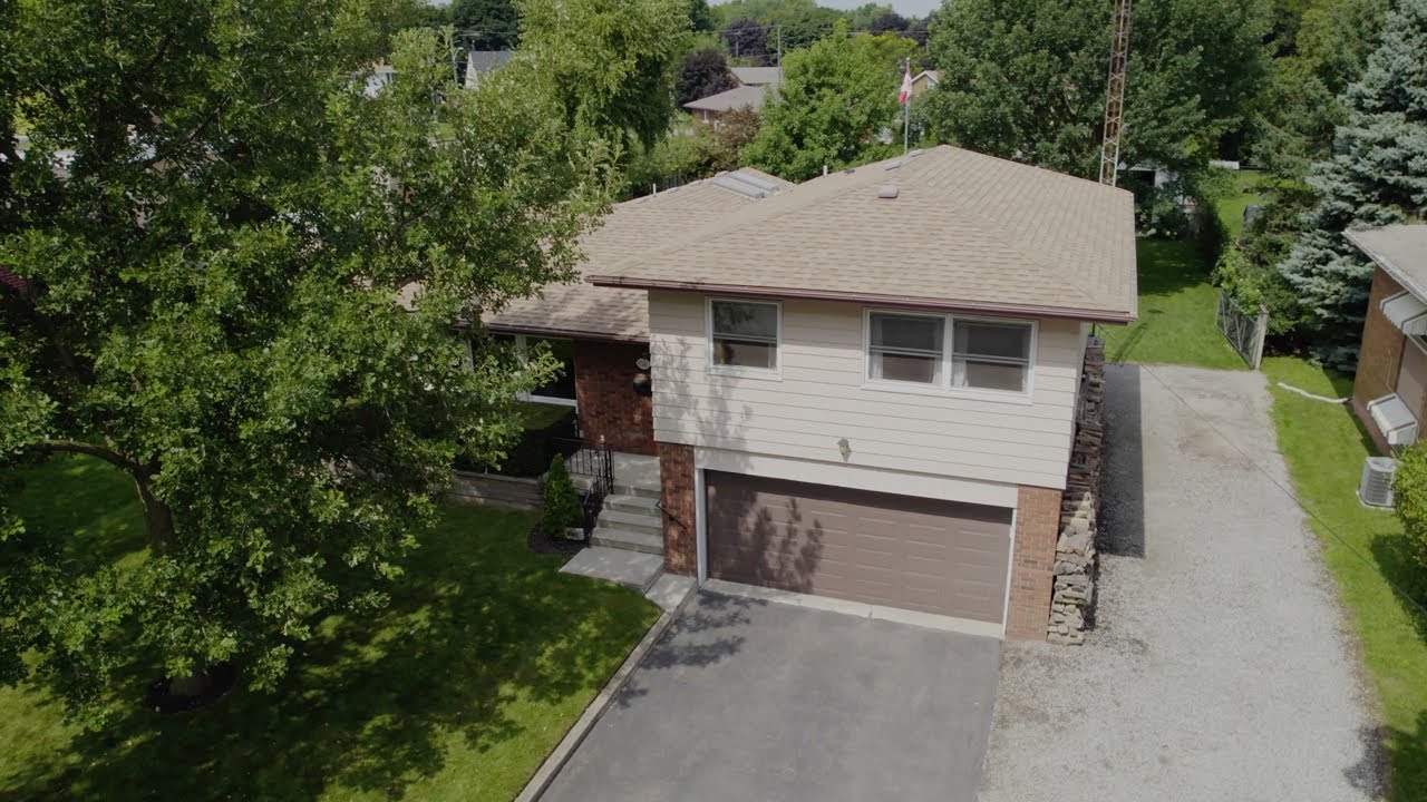 6541 Sherwood Rd, Niagara Falls ON L2E 5M2 - Official Video by RE/MAX Hendriks Team Realty