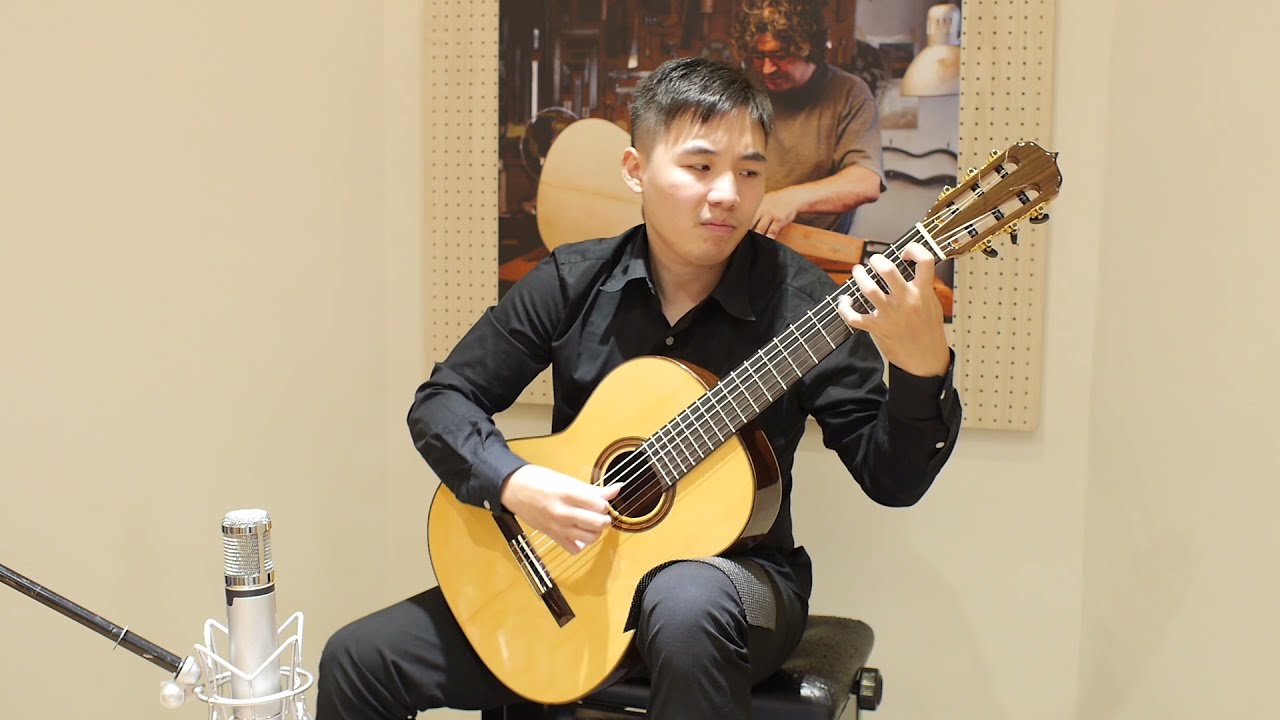 Otto Vowinkel - Model 2A , Manuel M. Ponce - Sonata Romantic II