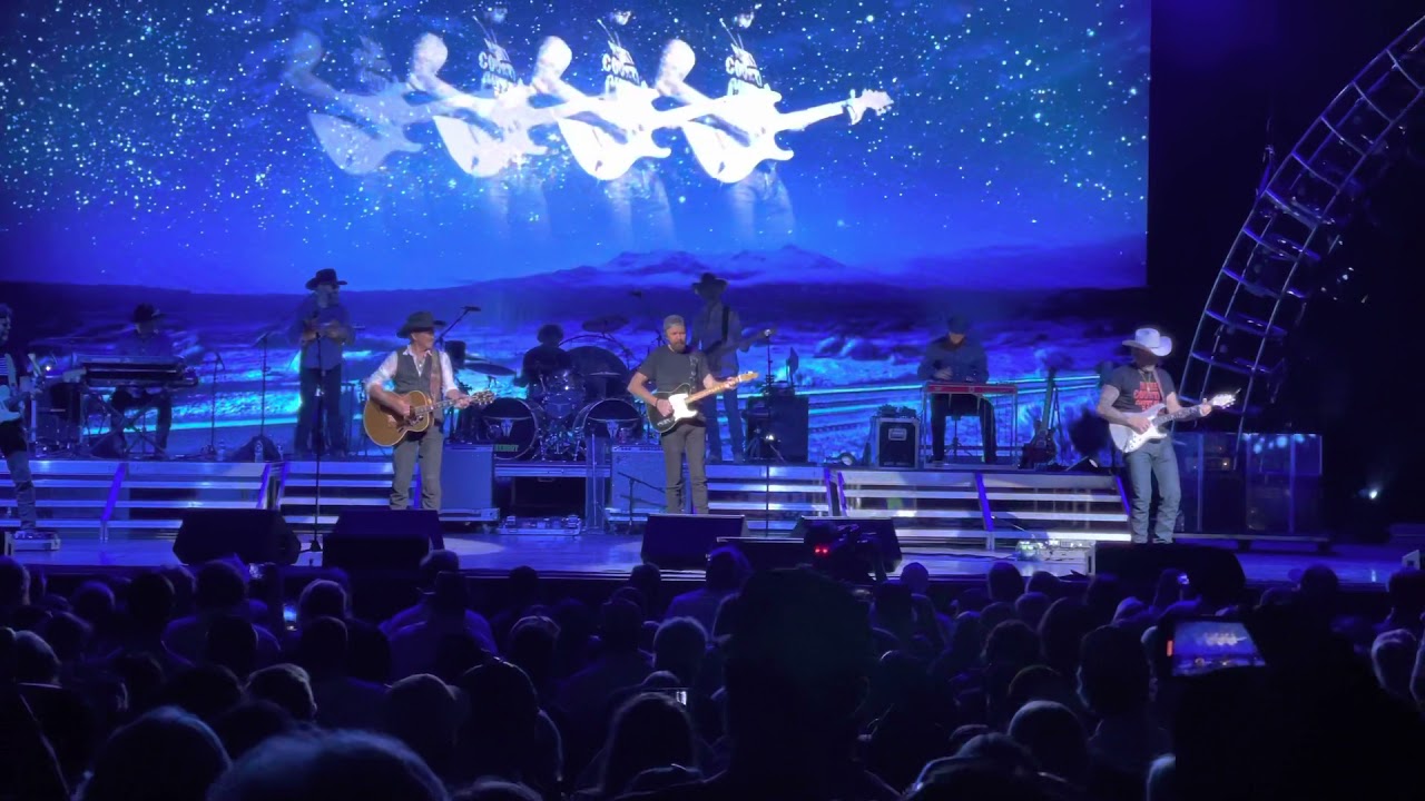 Brooks & Dunn Neon Moon Live 9/30/21 Charlotte