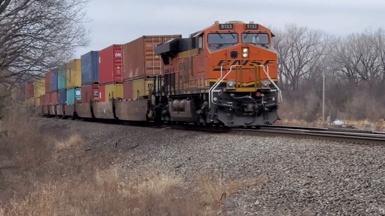 DPUs ALERT 3! DPU action featuring KCS, UP, BNSF, loud dpus, double and triple dpus and more!!