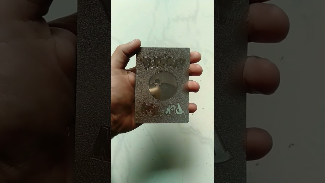 Silver card Charizard Vmax HP 999999