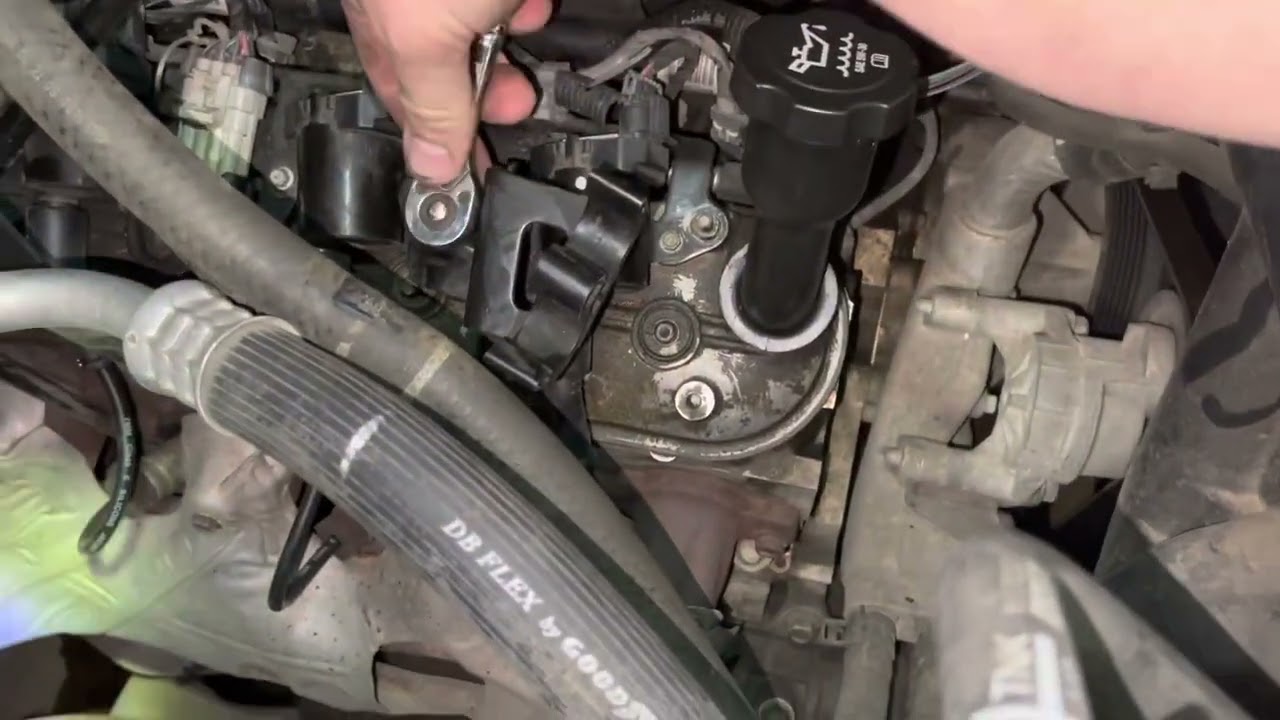 Chevy Silverado Valve Cover replacement (Bad PCV)