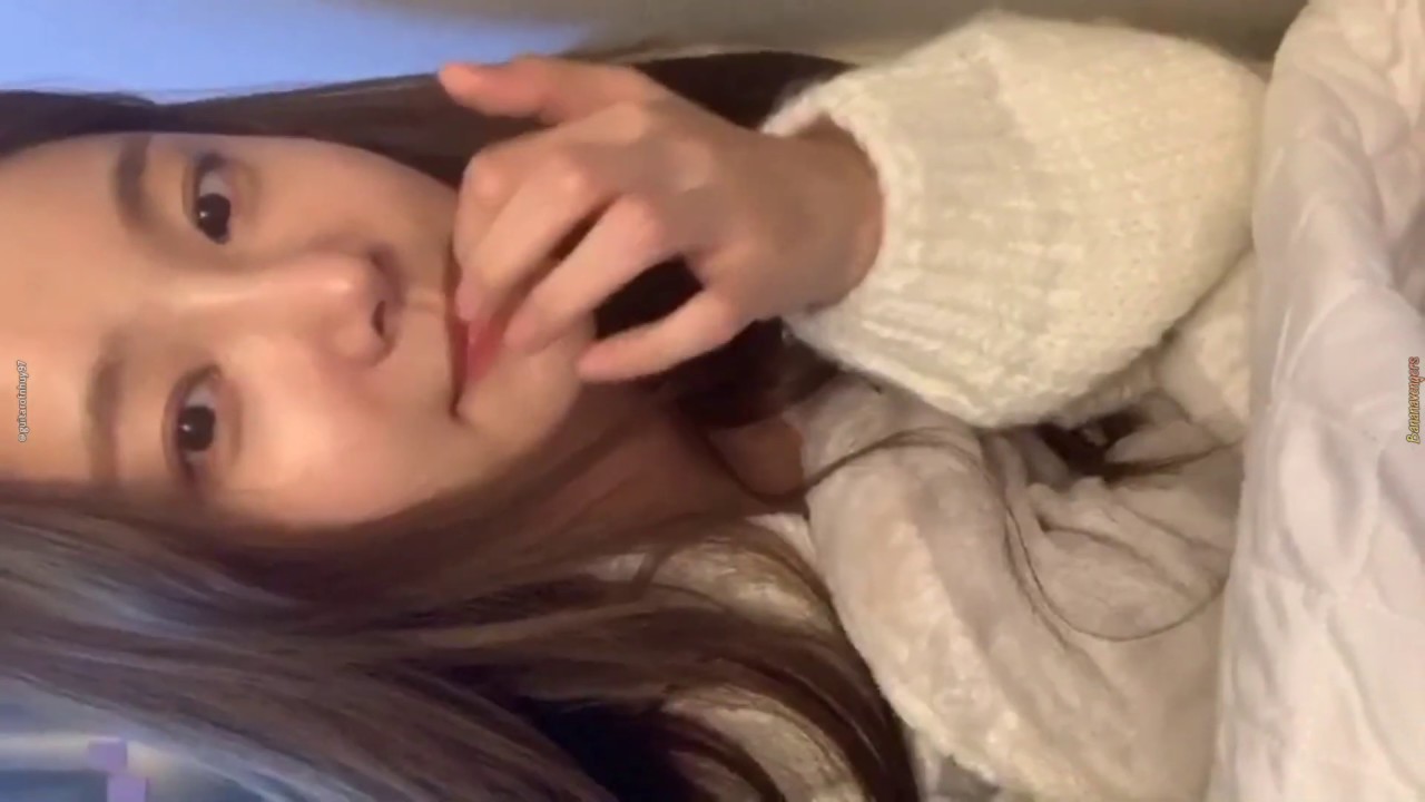 [200303] Full MOMOLAND YeonWoo's instagram live - 모모랜드 연우의 인스타 라이브 방송