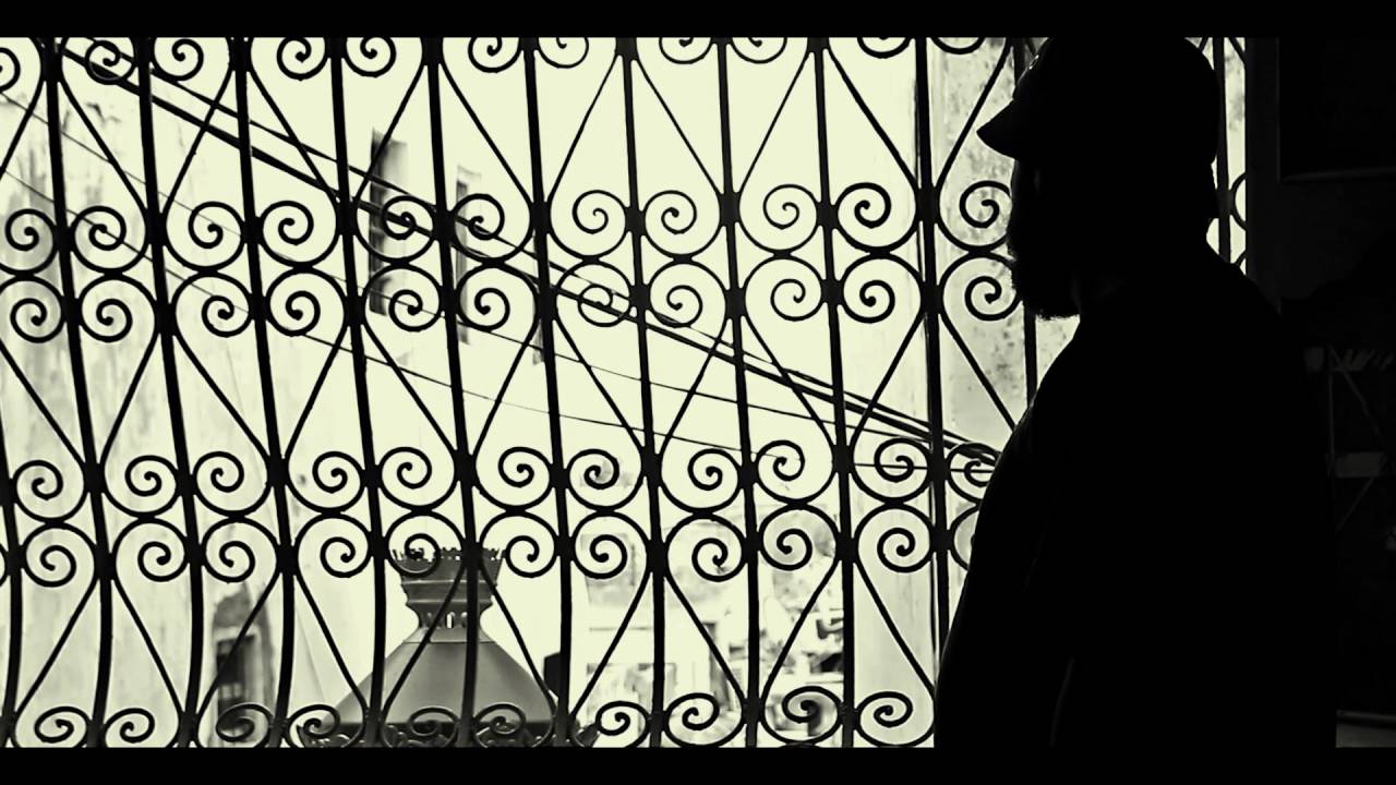 ZOMRA / Through a window / عبر نافذة