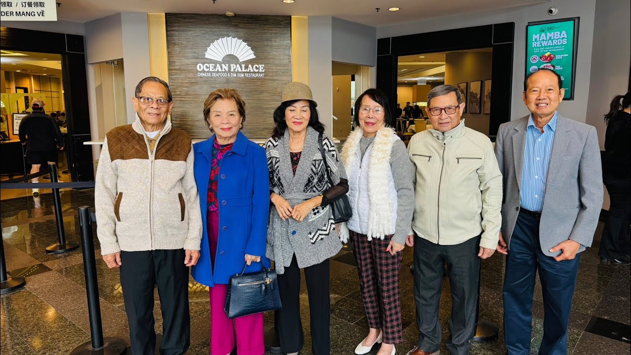 Mời bạn bè đến ăn tại nhà hàng Ocean Palace