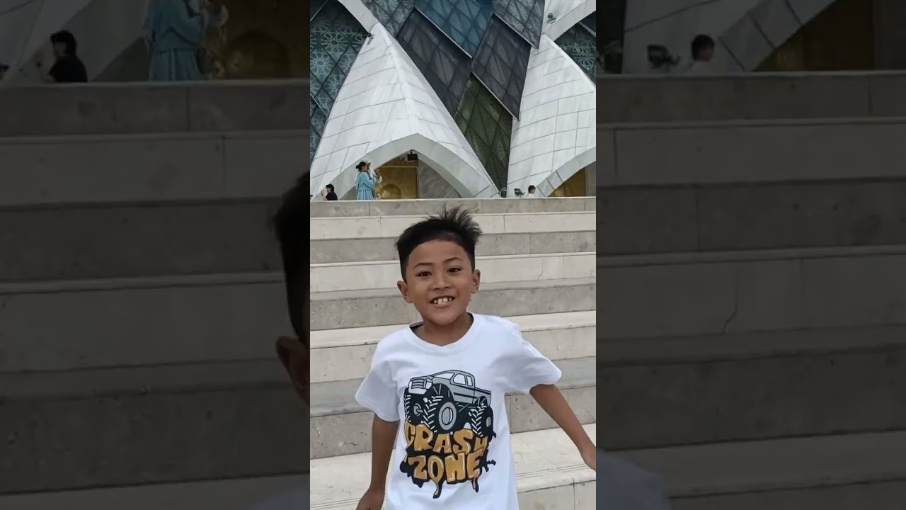 MASJID TERAPUNG DITENGAH KOTA, DESTINASI WISATA RELIGI BARU DGN PEMANDANGAN MEMPESONA #tugassekolah 