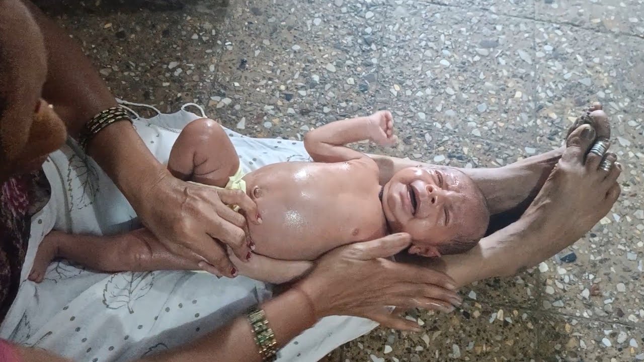 baby massage maalish full video 4 week old baby 😍😍