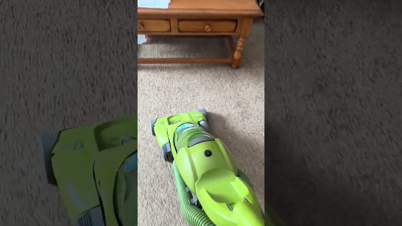 Living room vacuuming, Eureka Whirlwind+ 