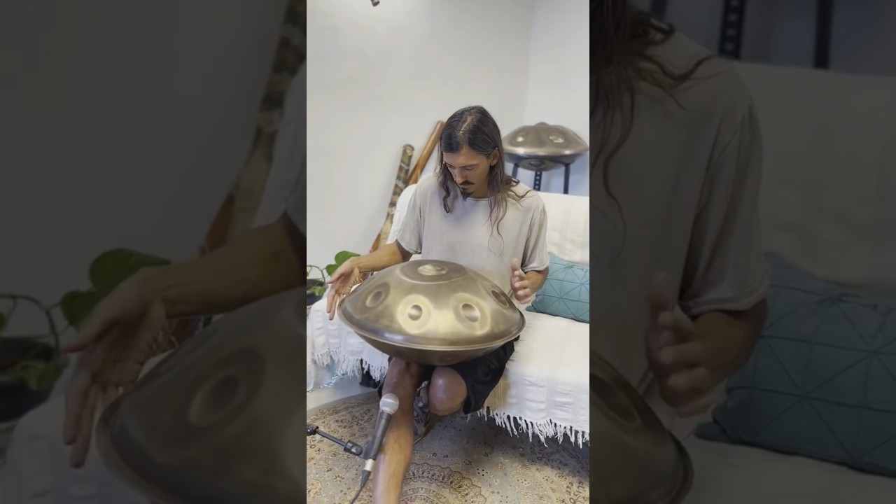What a special Yishama 1.25mm Bb2 Amara 17 sounds like in the hands of Siri #handpan #percussion