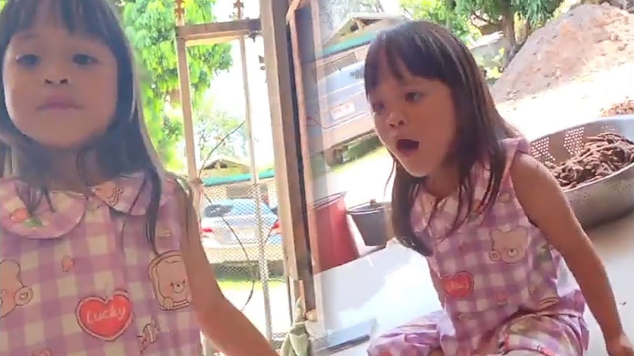 แวะมาเล่นกับยายทวดจ้า #น้องพลอยน้องเพชร 