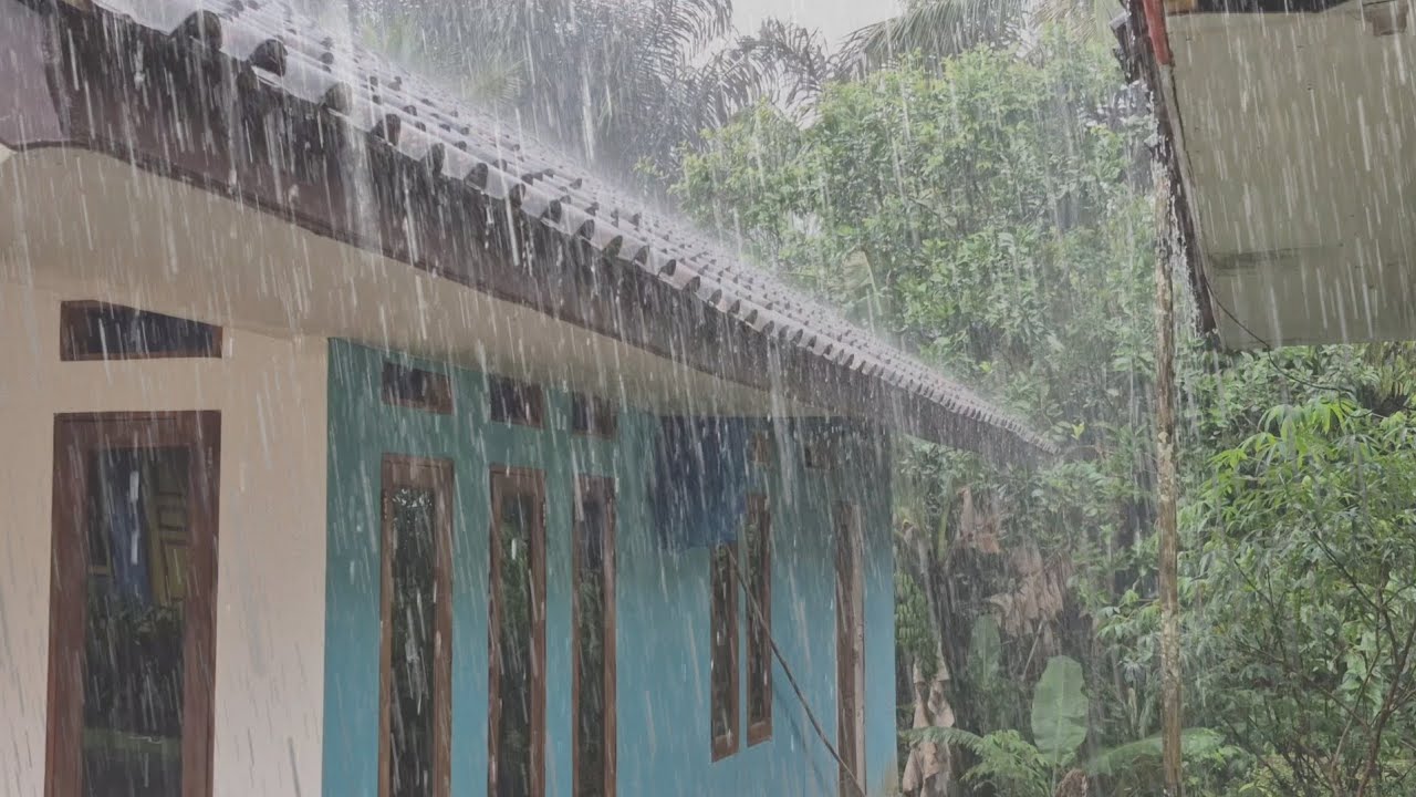 Super heavy rain in rural Indonesia, relax your mind and sleep well