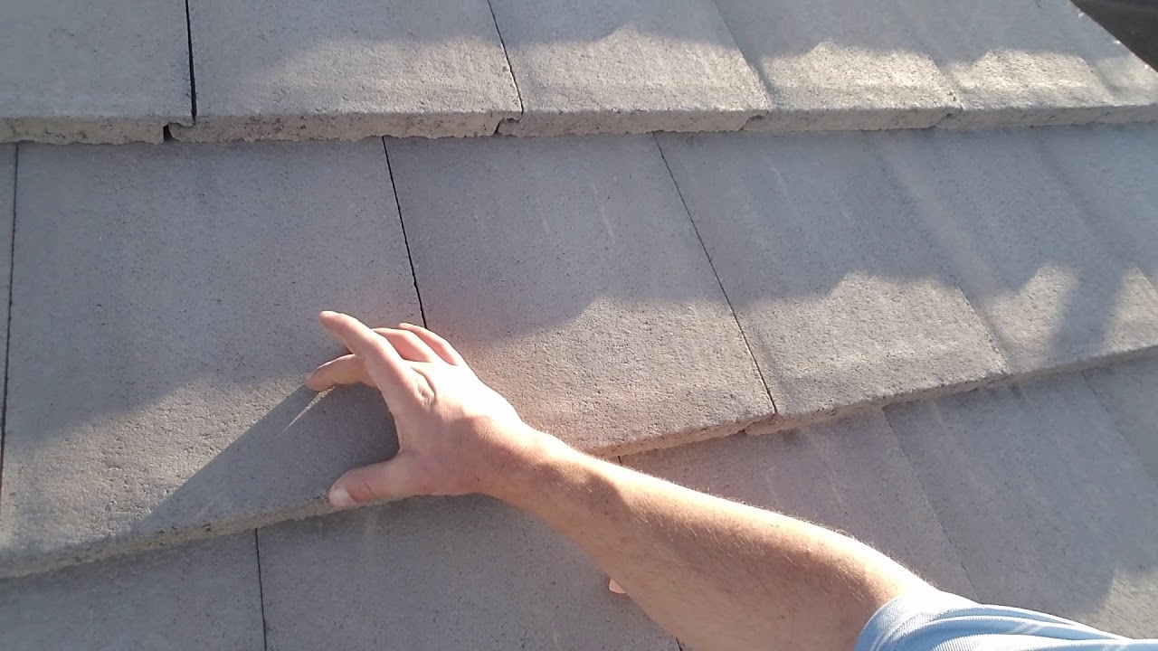 Where to step on a concrete tile roof