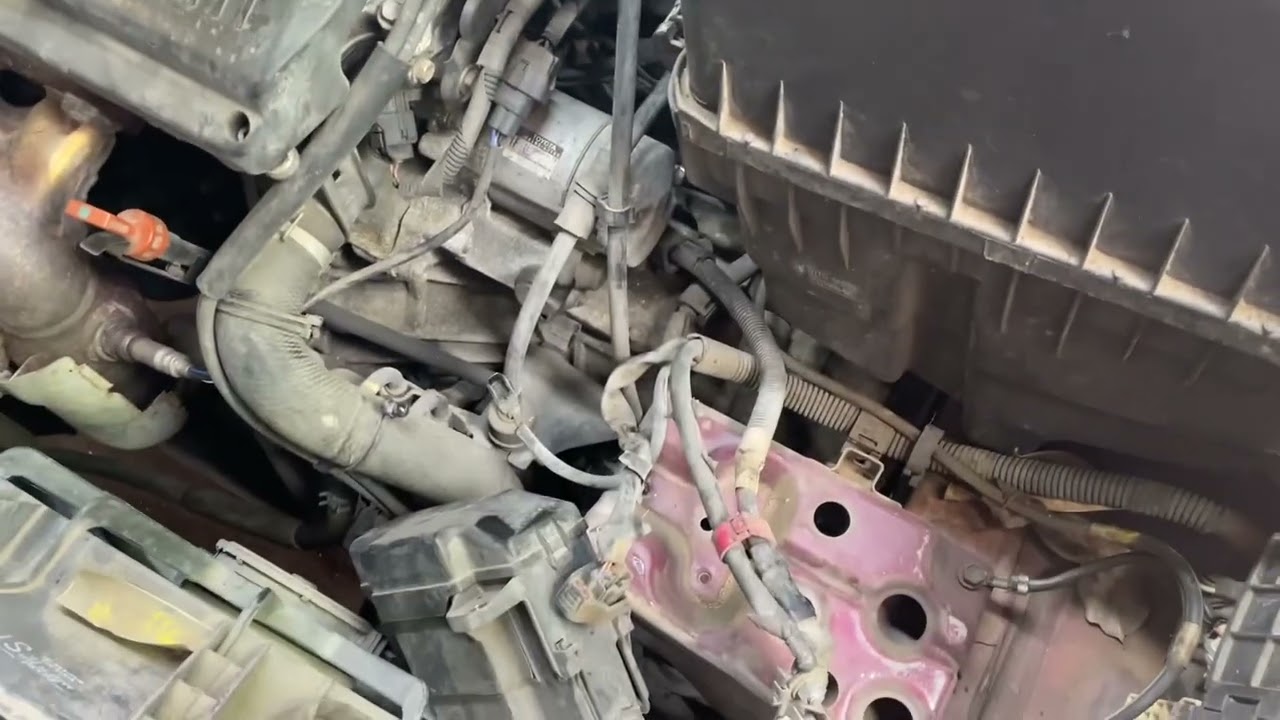 Замена стартера Toyota Sienna 2003 года