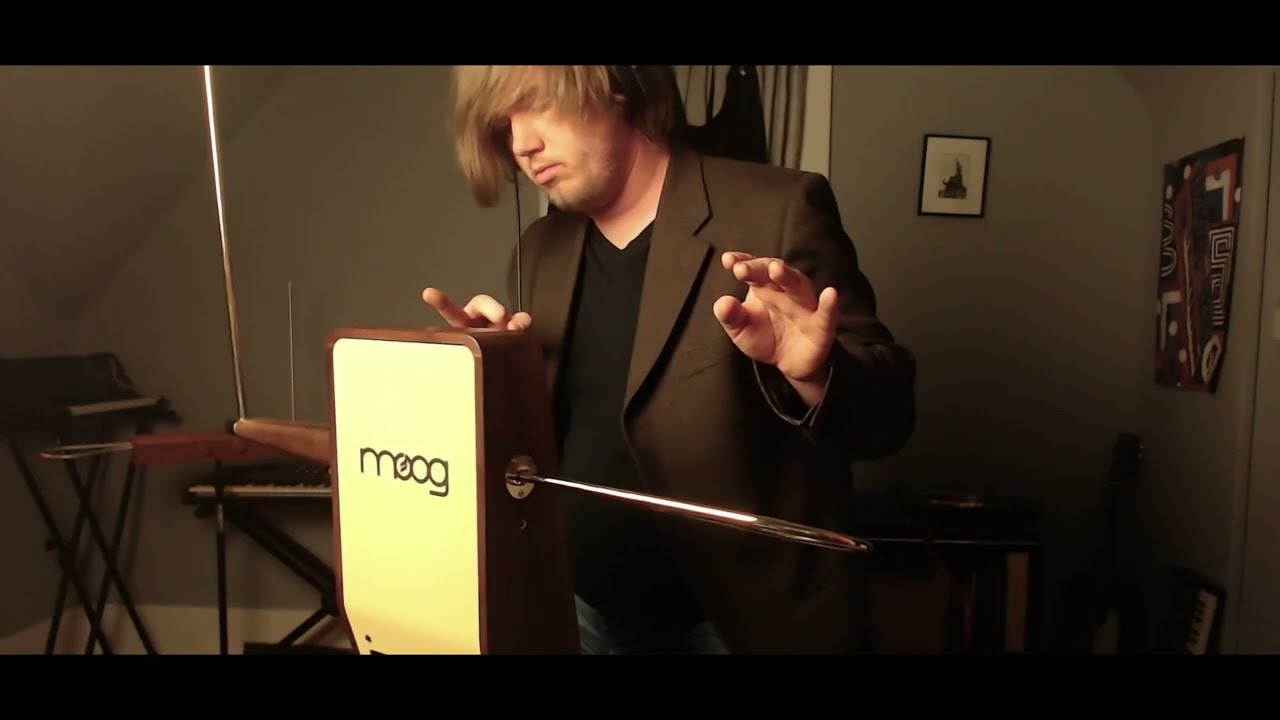 Moog ClaraVox Centennial Theremin Demo (Review in Description) [UPDATED 2024]