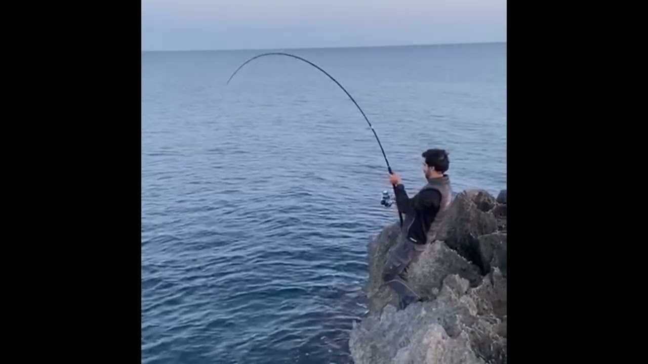 The power of the Bluefin  Tuna *SHORE JIGGING AL TONNO ROSSO* (+26KG)
