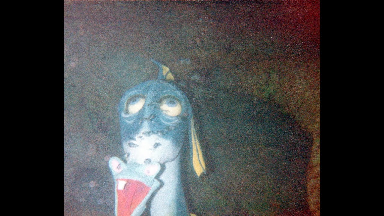 Submarine Voyage - Disneyland - 1990