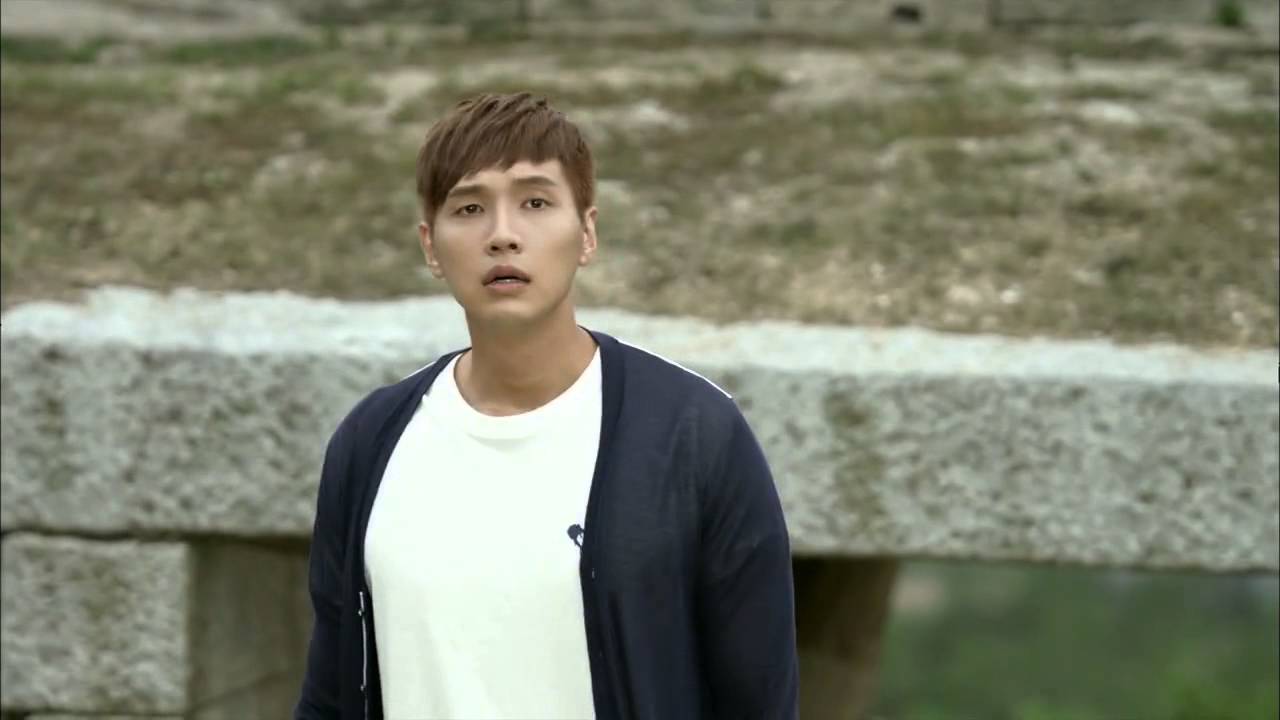 [HIT] 트로트의 연인-기습 키스, 지현우와 눈물흘리며 노래부르는 정은지.20140721