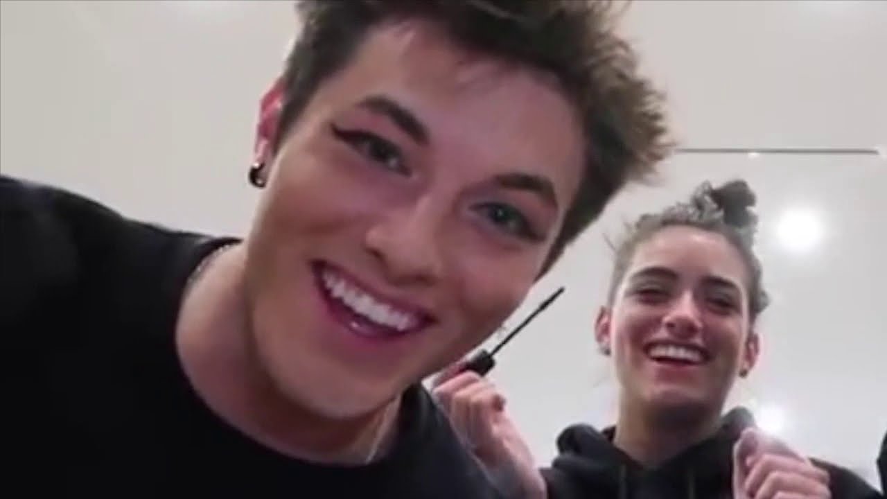 Dixie D‘Amelio and Griffin Johnson being cute #2