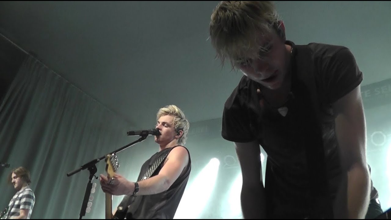 R5 - Loud - (Mannheim Germany 02/15/2014)