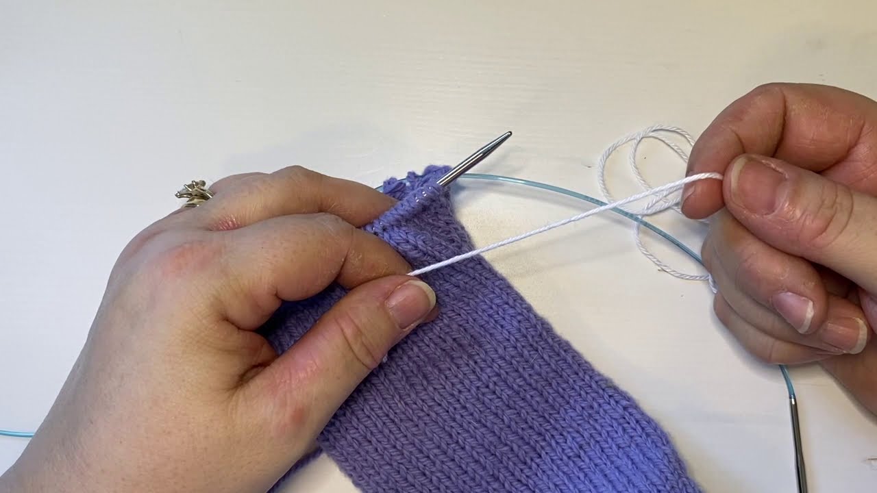 Inserting Scrap Yarn for an Afterthought Heel