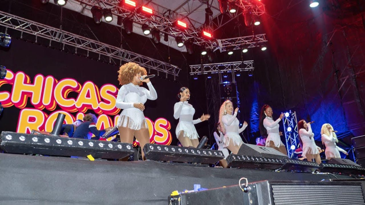 Carnaval de la ceiba con Chicas Roland’s