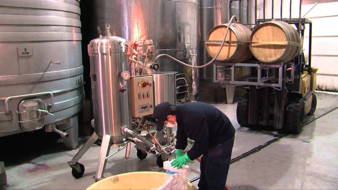 FILTRACIÓN DE VINOS.mp4