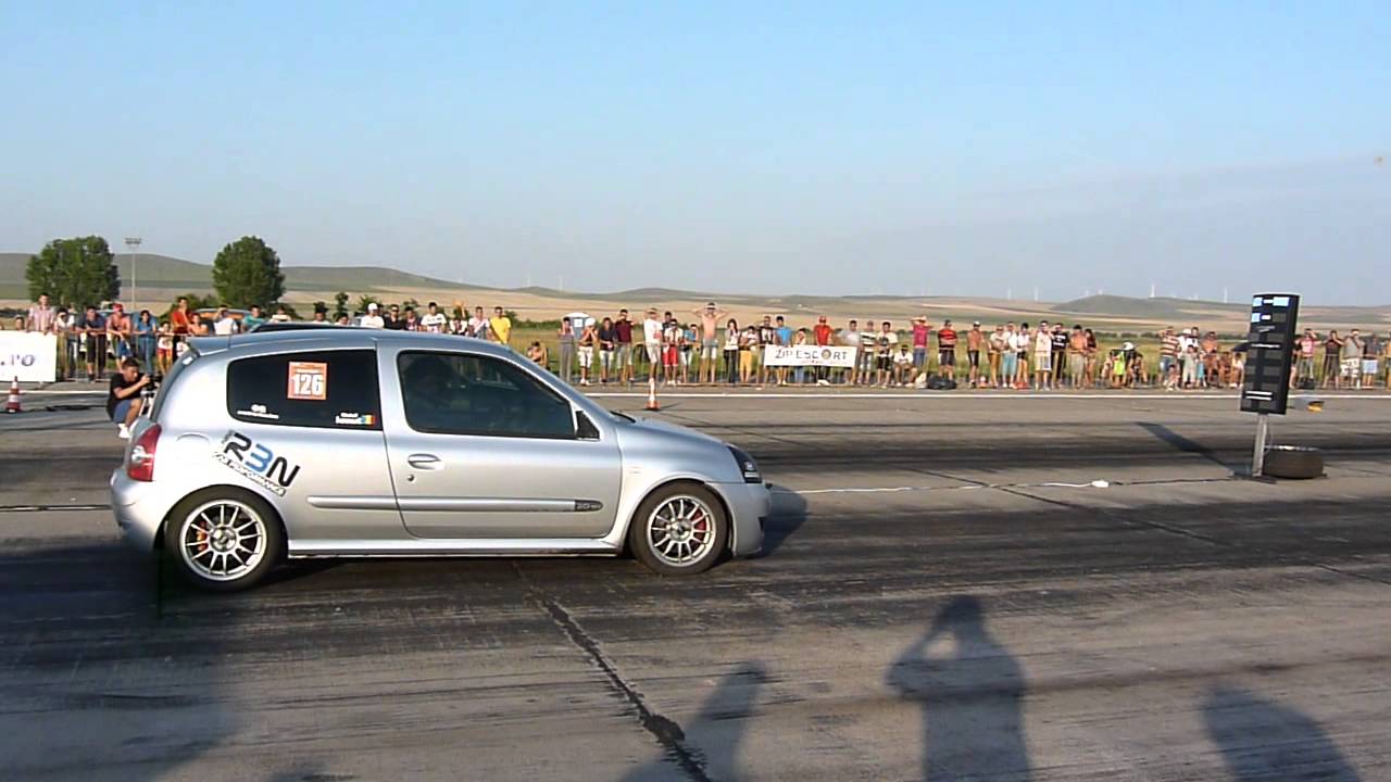 RENAULT CLIO RS vs OPEL CORSA