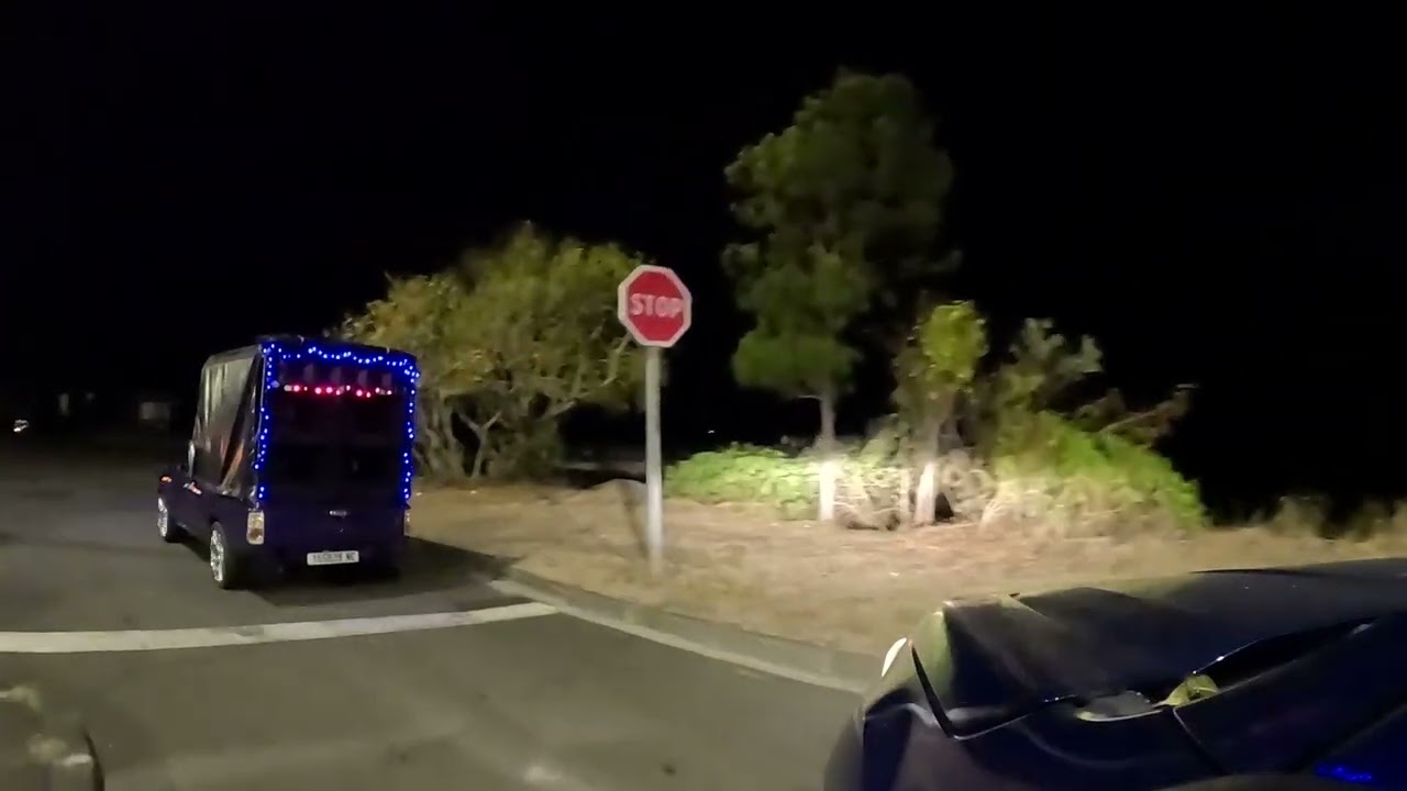 Cortège sono Mt-Dore NC (lundi 1 janvier 2024) Parking des dauphins vallon-dore 1h16