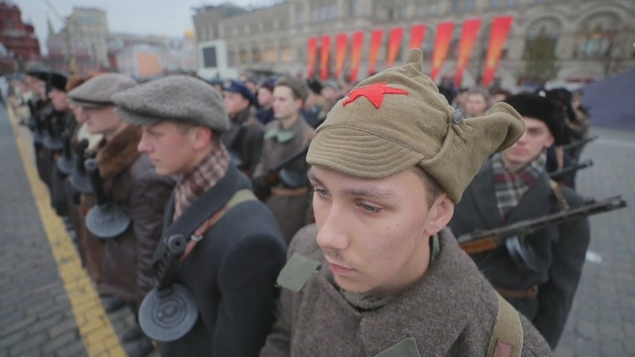Rússia lembra 2ª guerra em desfile na Praça Vermelha